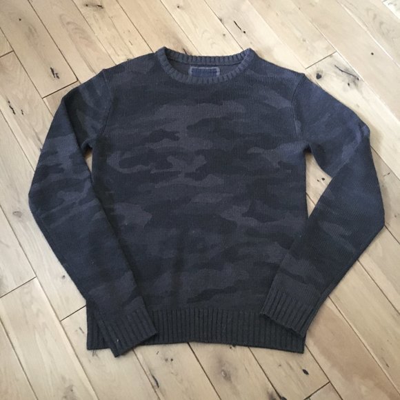 Vintage Y2K Grey Army Camo Grungy Knit Sweater - Picture 6 of 14